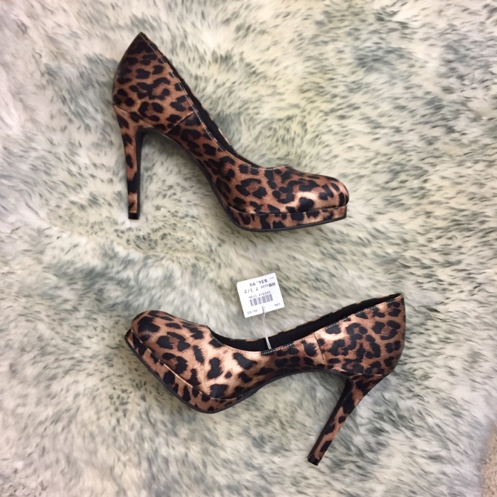 Fioni Leopard Print Heels
